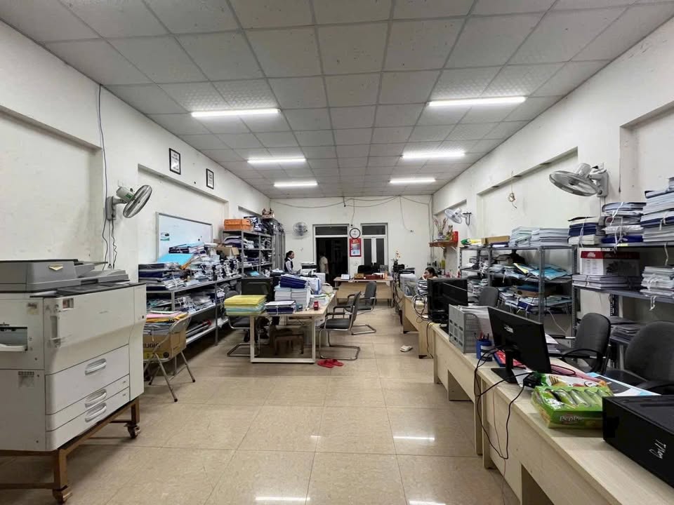 Nhà cấp 4 cho thuê tại Hạc Thành, 120m² chỉ 5 triệu/tháng - Địa điểm lý tưởng cho kinh doanh!