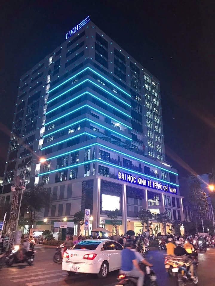 Front House cho thuê đường Nguyễn Tri Phương, quận 10 - Diện tích 108m², giá 79 triệu/tháng - Vị trí sầm uất nhất nhì