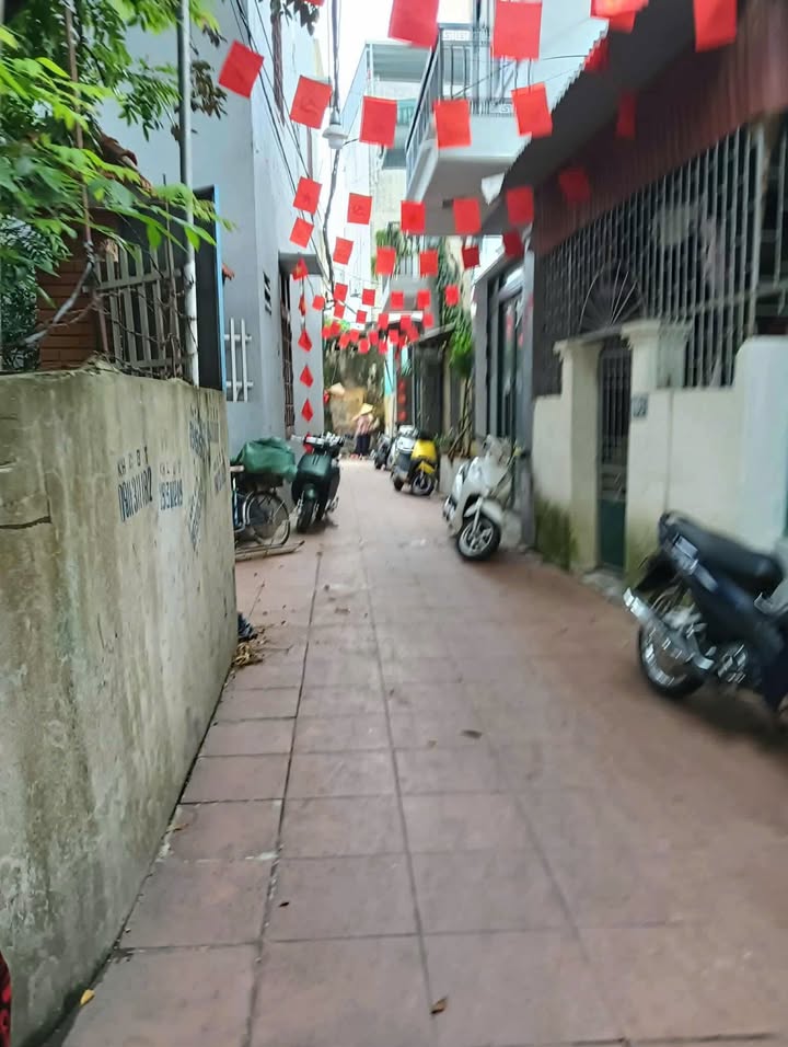 Nhà bán P. Lam Sơn, TP Thanh Hóa 55m² giá 2.35 tỷ - Vị trí đắc địa gần chợ