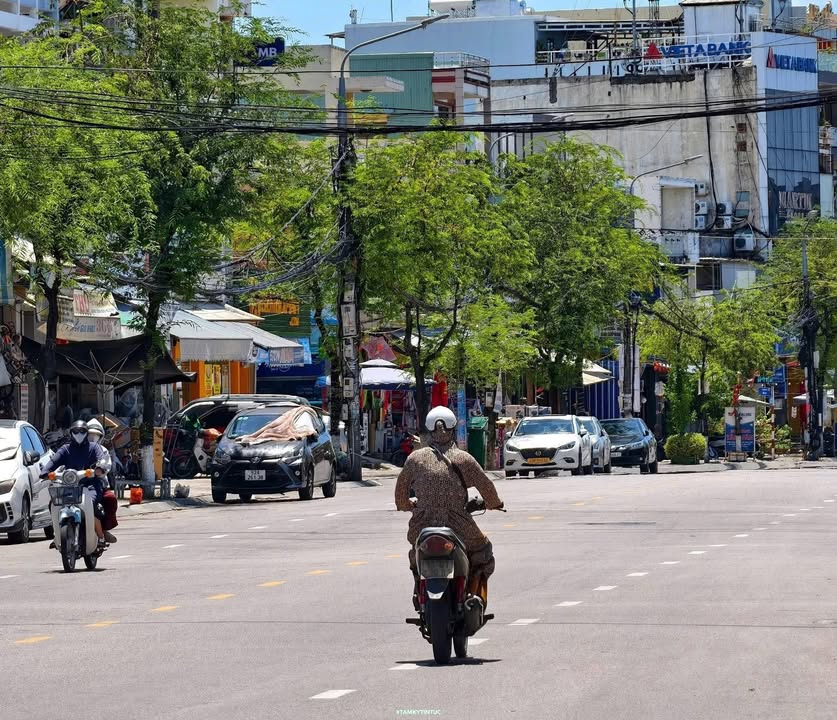 FrontHouse đường Phan Châu Trinh Tam Kỳ 86m² giá 3.2 tỷ - Đầu tư sinh lời ngay!