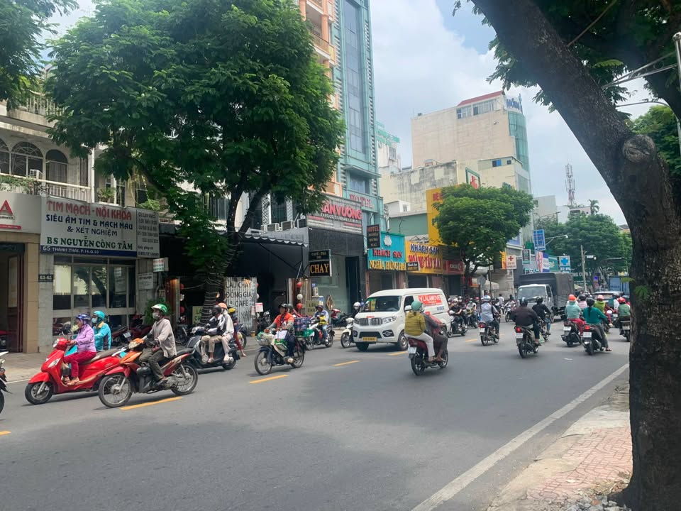 Nhà mặt tiền Tân Bình 66m² giá 5.5 tỷ - Đầu tư sinh lời ngay lập tức!