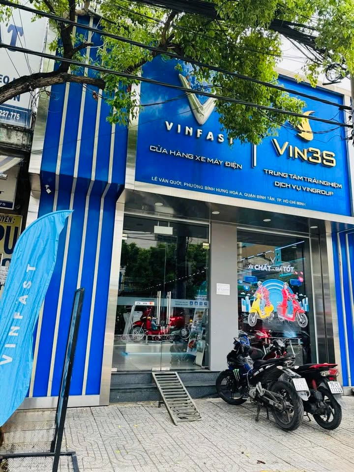 Bán gấp FrontHouse mặt tiền Lê Văn Quới, Bình Tân 216m² giá 28 tỷ - Kinh doanh sầm uất!