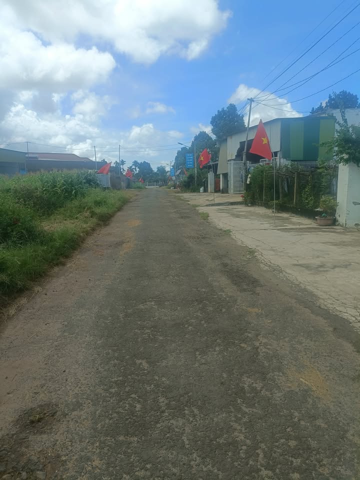 Đất nền EakLy 470m² giá thỏa thuận - Đường chính, vị trí thuận lợi!