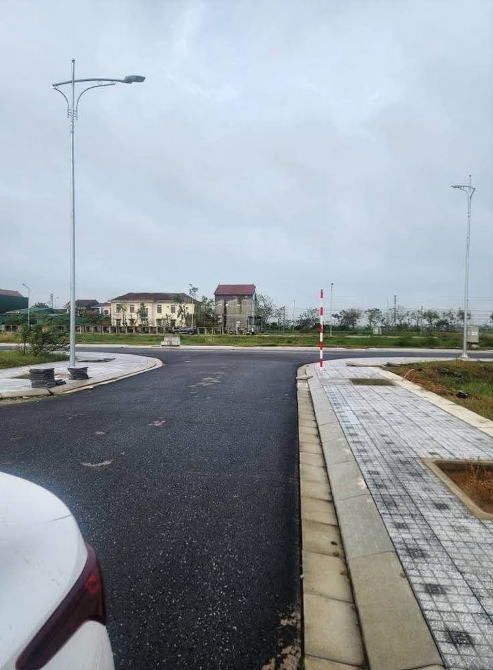 Đất nền Trần Phú, Hà Tĩnh 144m² giá 3.4 tỷ - Đối diện công viên, hướng Nam!