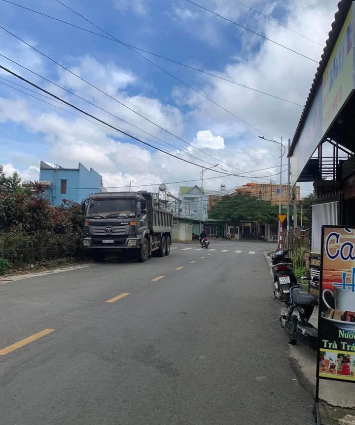 Nhà bán trung tâm Đức Trọng 99m² giá 3.8 tỷ - Gần công viên Thống Nhất!