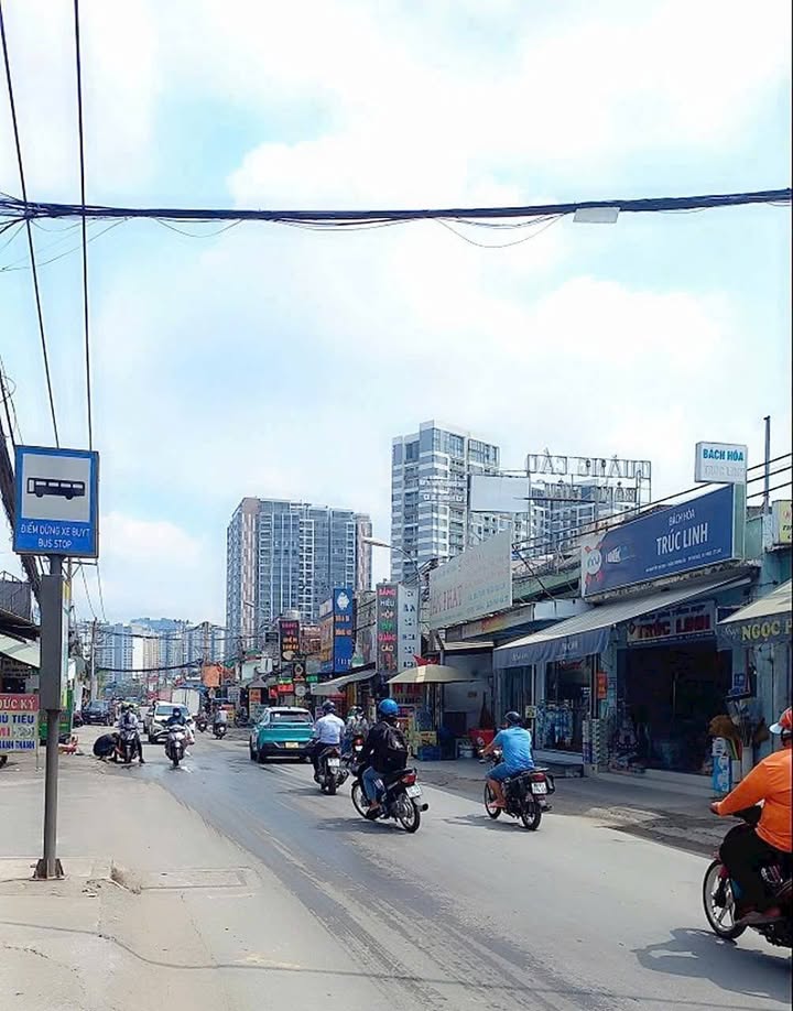 FrontHouse mặt tiền Nguyễn Thị Định, Q2 287m² - Khu vực sầm uất, giá thương lượng!