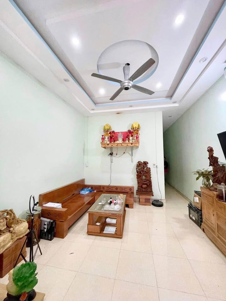 Nhà cấp 4 ngõ Lê Hoàn, Hà Giang 80m² giá 1.45 tỷ - Ô tô vào tận nơi!