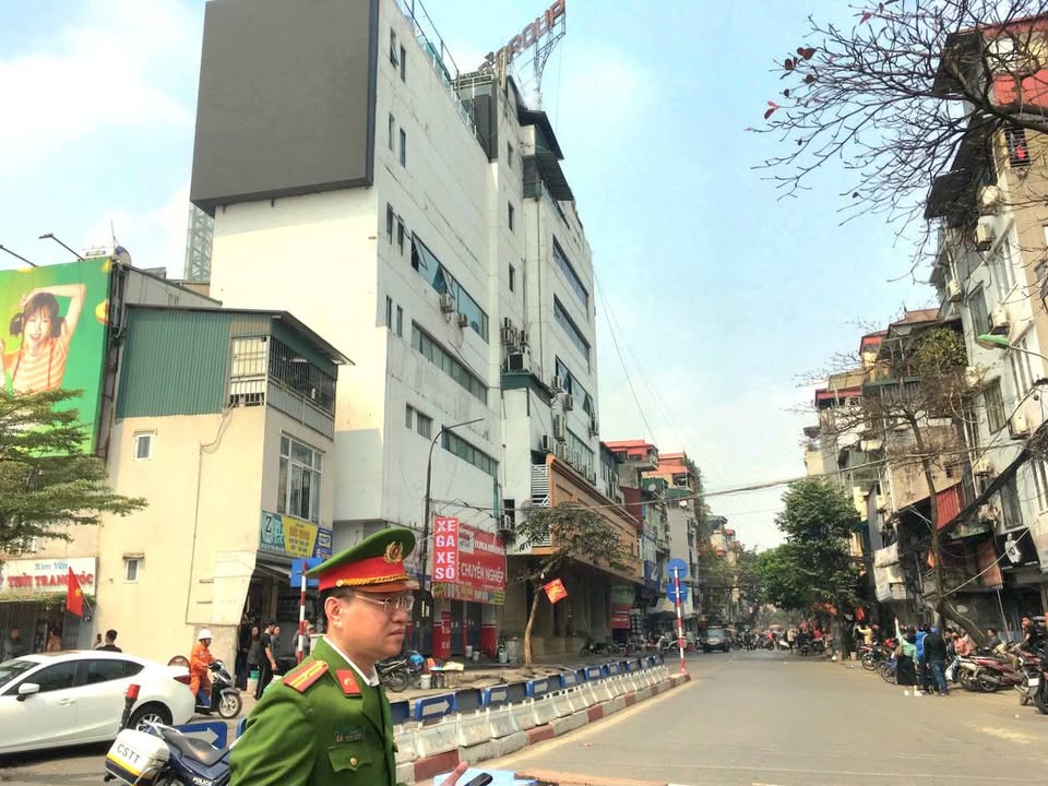 Mặt phố La Thành, Đống Đa 74m² giá 38.3 tỷ - Cơ hội vàng đầu tư!