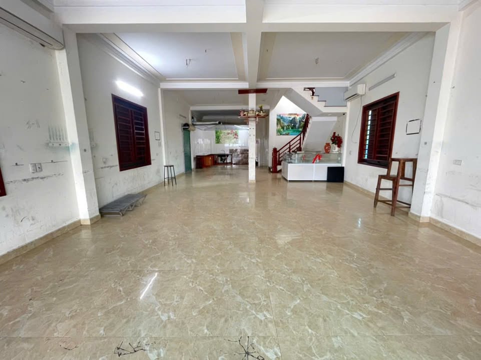 Nhà 2 tầng mặt đường Trương Văn Lĩnh, Nghi Phú 150m² giá 10 triệu - Phù hợp kinh doanh