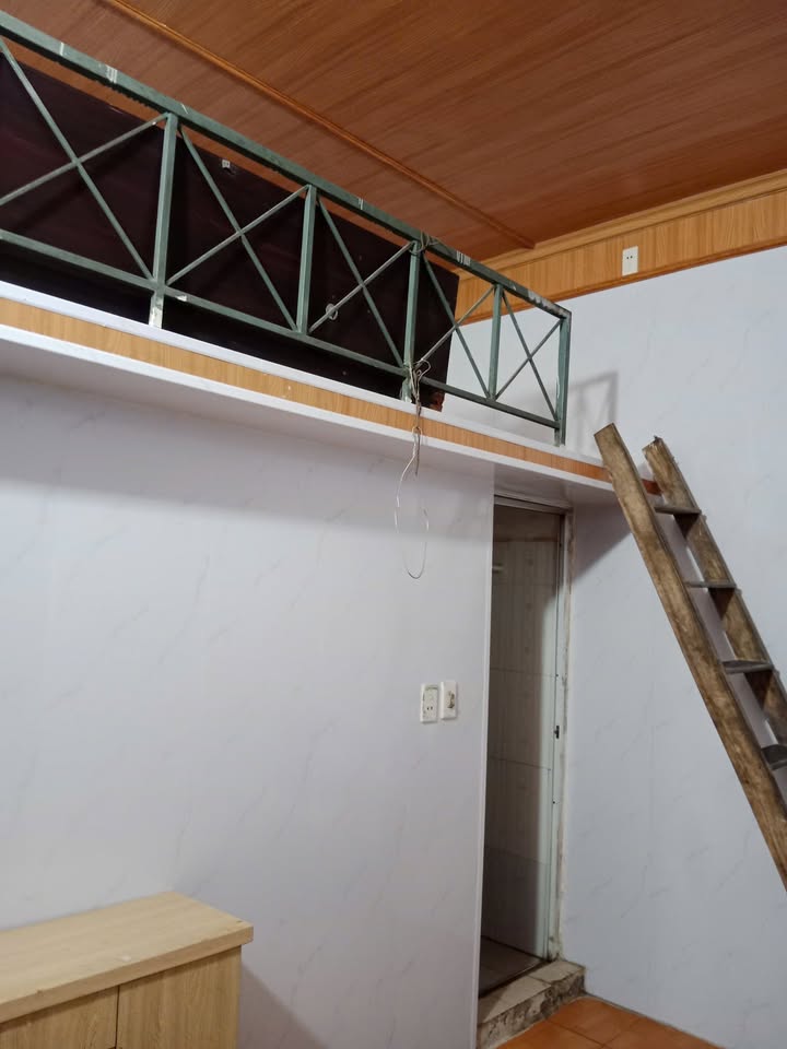 Nhà cho thuê tại Bằng Liệt, Hoàng Mai 20m² - Sạch sẽ, thoáng mát!