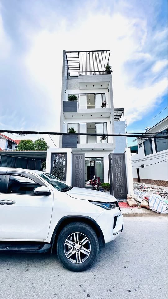 Nhà phố An Dương 69m² giá 5 tỷ - Kinh doanh và Gara ô tô độc lập!