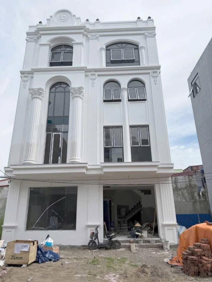 Nhà 4.5 tầng thang máy Vĩnh Niệm 60m² giá 9.5 tỷ - Full nội thất hiện đại!