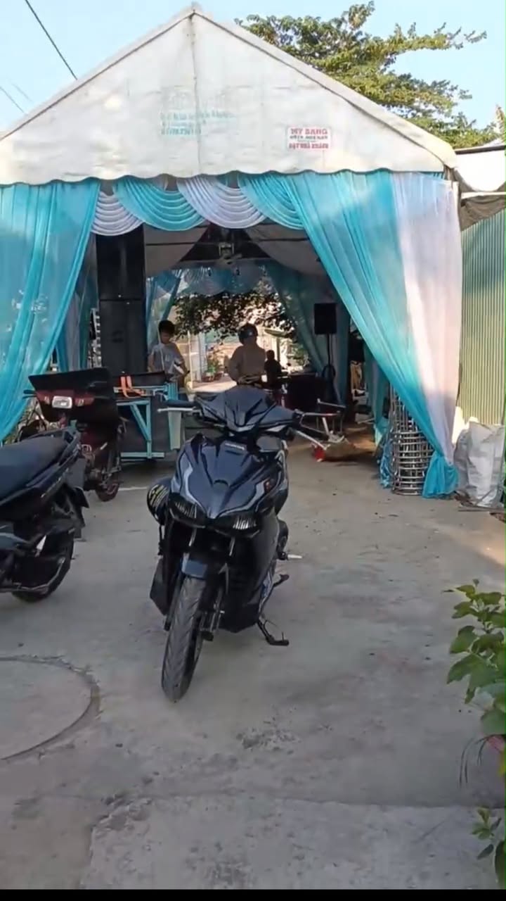 Nhà phố Cái Bè 105m² giá 1.28 tỷ - Góc hai mặt tiền, xe ô tô vào tận nơi!