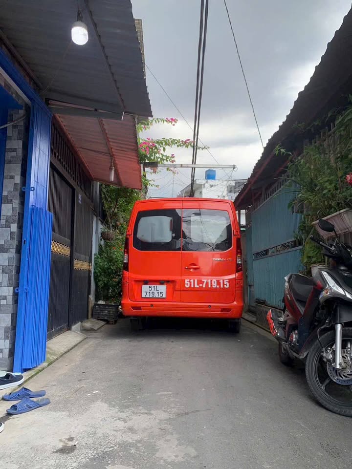 Nhà phố Thạnh Xuân 21, quận 12, 18m² giá 900 triệu - Sổ chung chính chủ, tiện lợi giao thông!