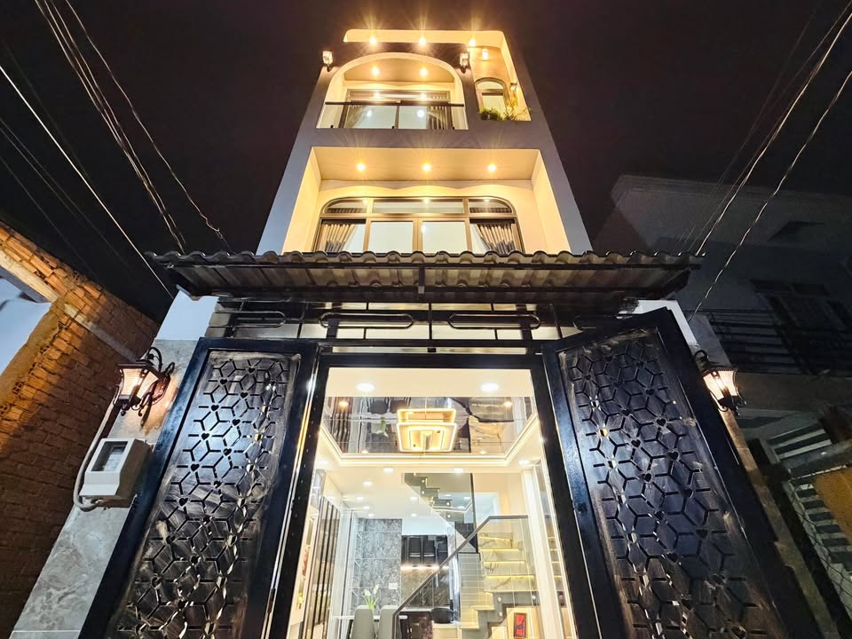 Nhà đẹp Gò Vấp 35m² giá 5.75 tỷ - Xây mới ngay cạnh chợ An Nhơn!