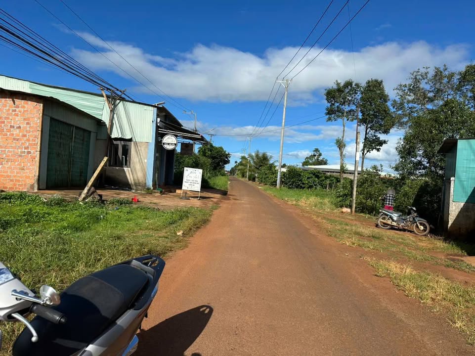 Đất mặt tiền Ngô Sỹ Liên, Pleiku 400m² giá 1.3 tỷ - Cơ hội đầu tư tuyệt vời!