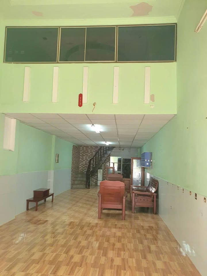 Nhà cho thuê tại Trung Chánh, Hóc Môn 60m² - Giá 6.5 triệu/tháng, nội thất cơ bản!