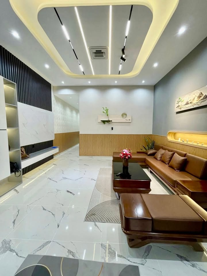 Nhà bán P. Hiệp An, Thủ Dầu Một 100m² giá 2.09 tỷ - Nhà mới đẹp, nội thất đầy đủ!