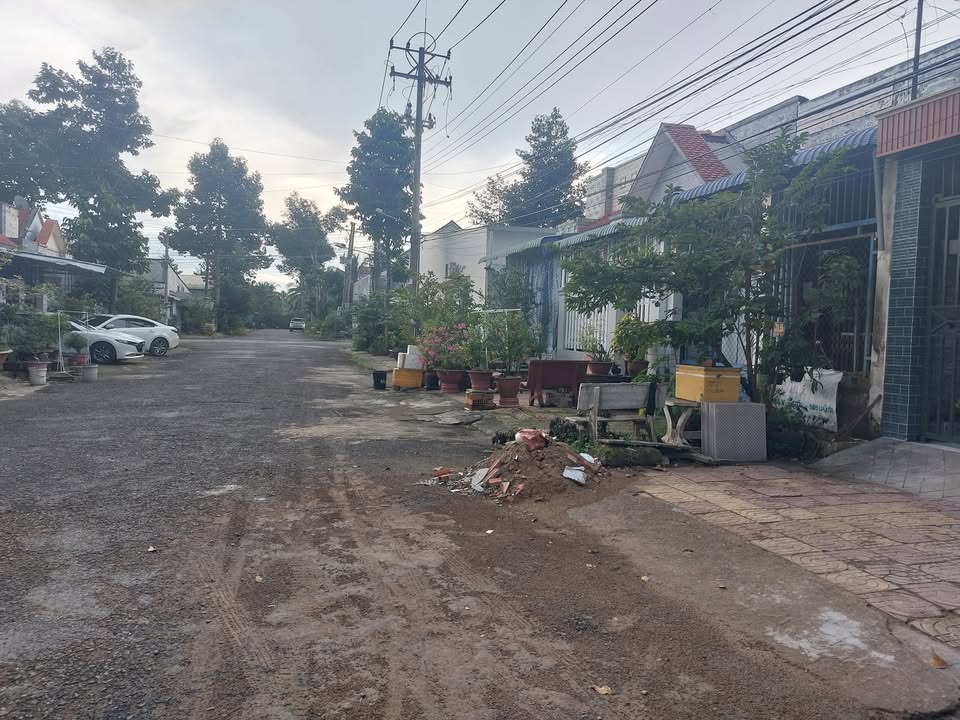 Nhà cấp 4 mới tinh tại phường Long Châu, Vĩnh Long, 81m², giá 1.89 tỷ - Vào ở ngay!