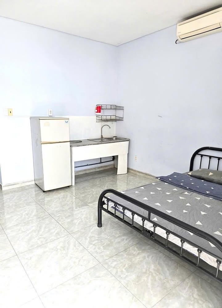 Phòng studio view đẹp mặt tiền Điện Biên Phủ, Q.10 chỉ 5.2 triệu - Cơ hội không thể bỏ lỡ!