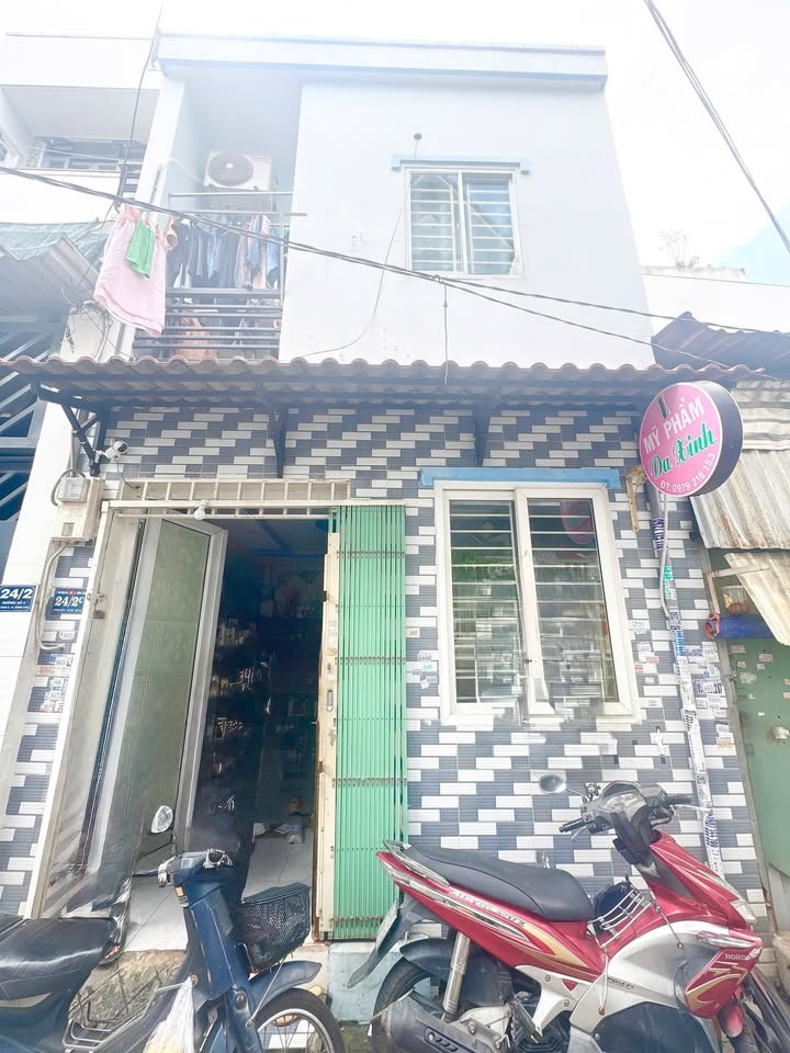 Nhà giá rẻ 20m² tại Bình Tân - Sổ hồng chính chủ, giá chỉ 1.58 tỷ!