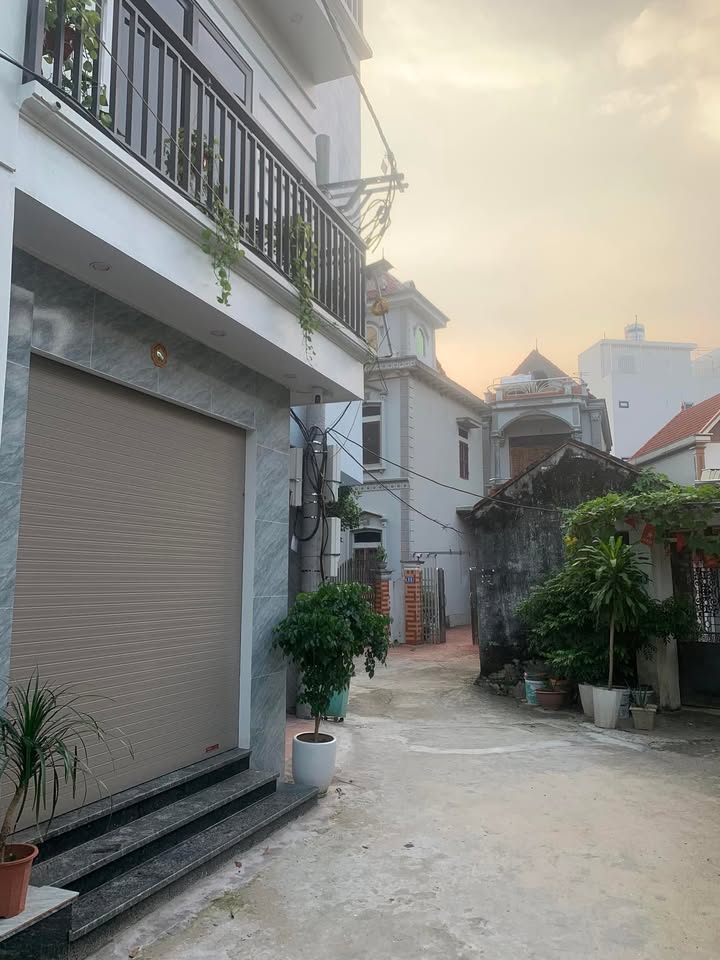 Townhouse Di Trạch Hoài Đức 35m² giá 6.35 tỷ - Sẵn sàng vào ở ngay!