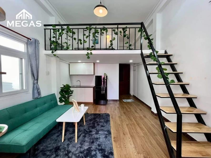 Căn hộ cho thuê đường 3/2, quận 10 - Rộng rãi, thoáng mát với ban công đẹp!