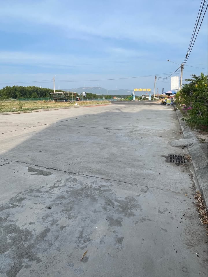 Đất nền Phước Sơn, Tuy Phước 80m² giá 900 triệu - Vị trí đắc địa gần khu du lịch!