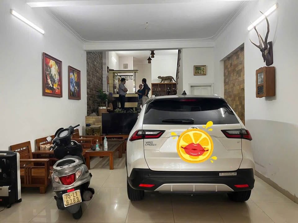 Nhà 3 tầng 100m² đường Dũng Sĩ Thanh Khê - Kinh doanh đỉnh, giá 8 tỷ!