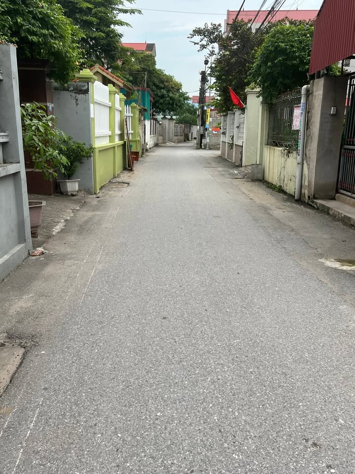 Đất nền Phố Mới Quế Võ 120m² giá 3 tỷ - Sổ đỏ chính chủ, vị trí đắc địa!