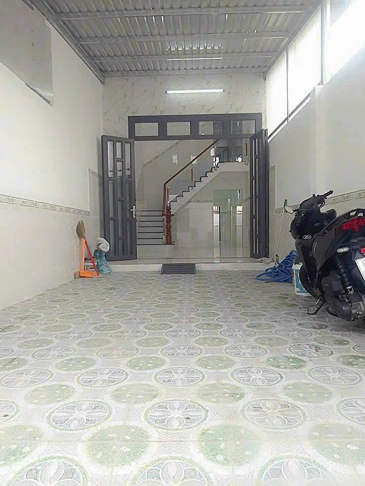 Nhà cho thuê tại Phú Thọ, Thủ Dầu Một 140m² - Gần hầm rượu Trần Long chỉ 9 triệu/tháng!