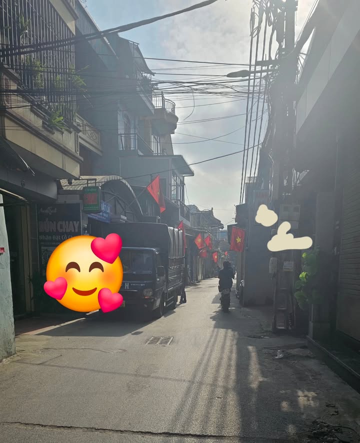 Nhà phố Hoàng Mai 40m² giá 7 tỷ - Yên tĩnh như resort!