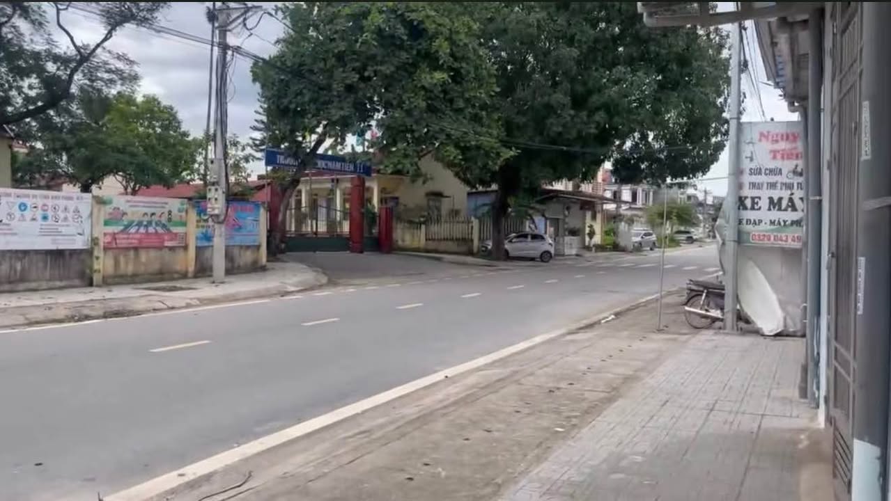 Lô đất mặt đường Nam Tiến Phổ Yên 281m² giá chỉ 3x triệu - Kinh doanh sầm uất!