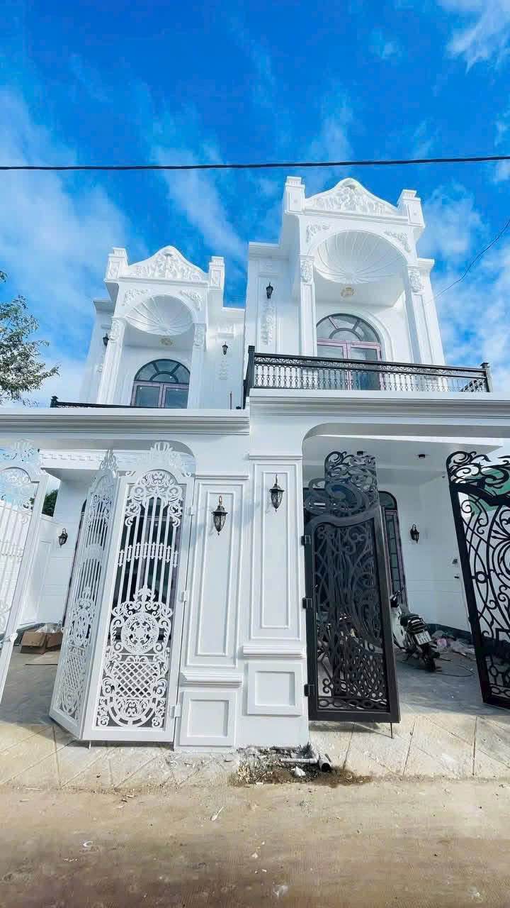 Nhà hẻm 542 Nguyễn Viết Xuân, Pleiku 95.68m² giá 2.4 tỷ - Sẵn sàng dọn vào trước Tết!