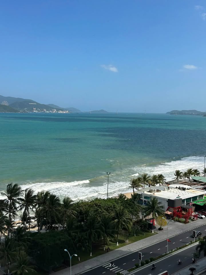 Căn hộ The Costa Nha Trang 100m² giá 35 triệu - Đẳng cấp 5 sao bên bờ biển!