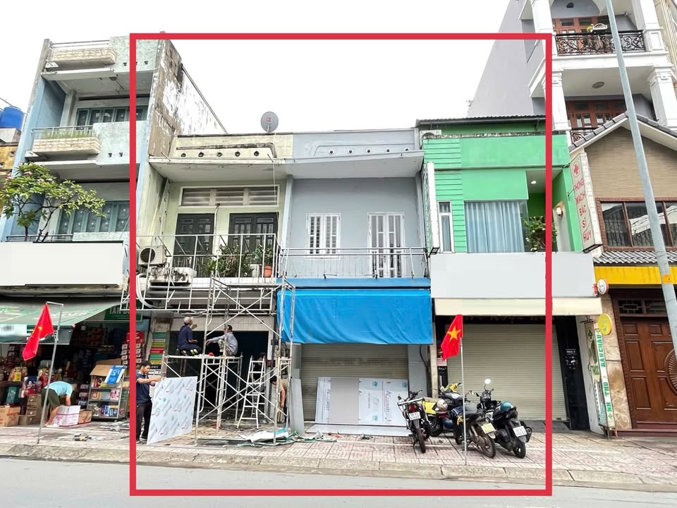 Cho thuê nhà mặt tiền Phạm Văn Hai, Tân Bình 72m² - Vị trí kinh doanh sầm uất!