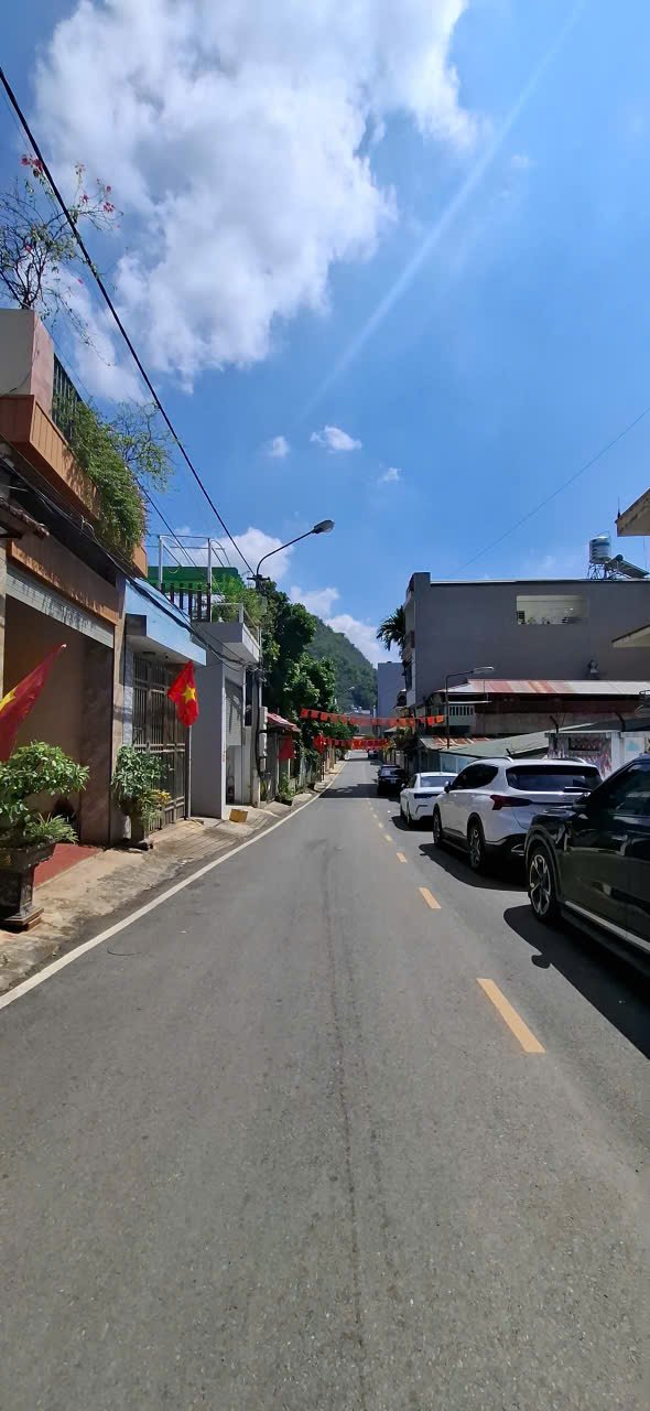 Nhà cấp 4 tại phường Quyết Thắng, Sơn La 72m² giá 765 triệu - Sổ đỏ chính chủ!