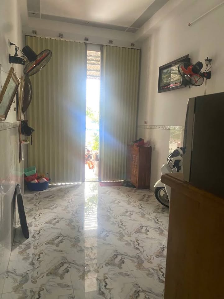 Nhà 2 Tầng Mặt Tiền Trần Văn Kỷ, Phường Quang Trung, 50m² - Giá 3 Tỷ, Hướng Đông Nam