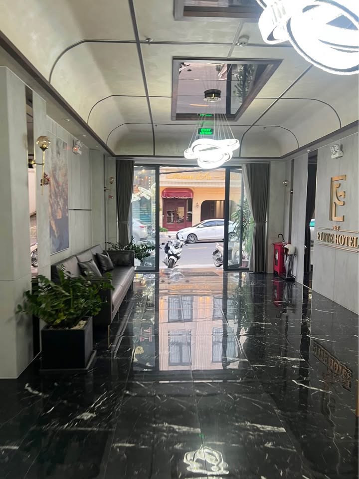 Cho thuê mặt bằng trung tâm Đà Lạt 2 tầng giá 20 triệu - Phù hợp spa, làm đẹp