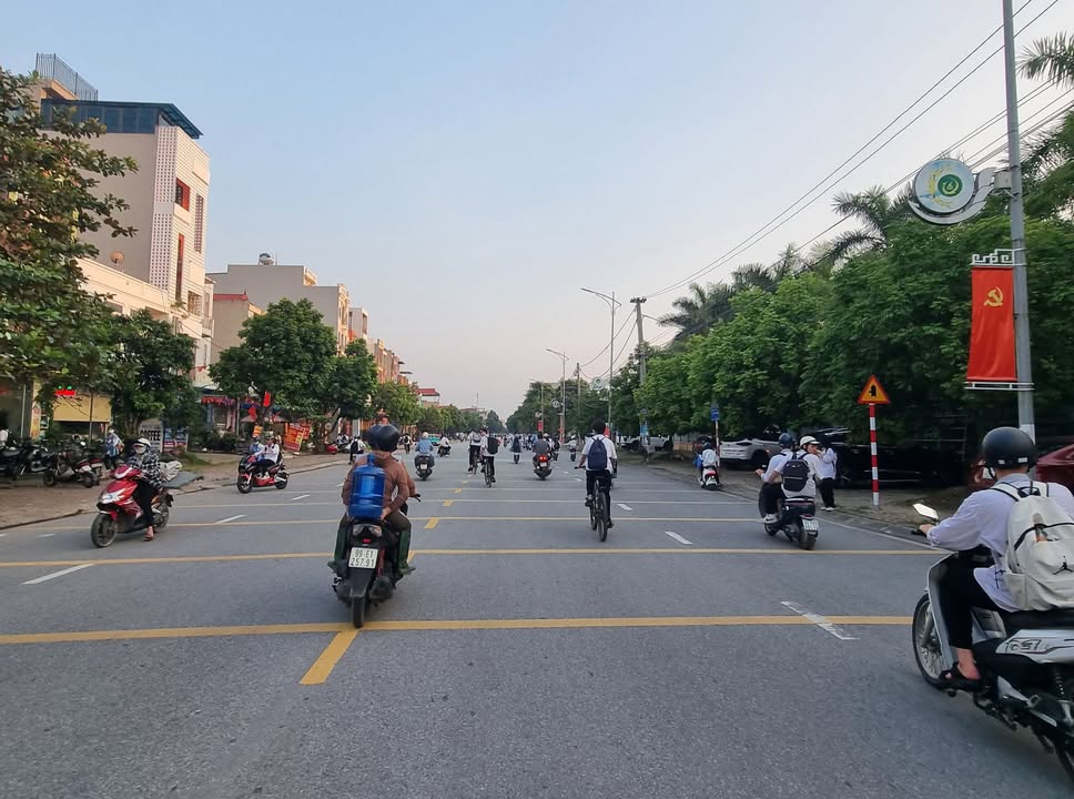 Nhà phố Khu Sinh thái Quế Võ, Bắc Ninh 180m² - Vị trí trung tâm, an ninh tốt!