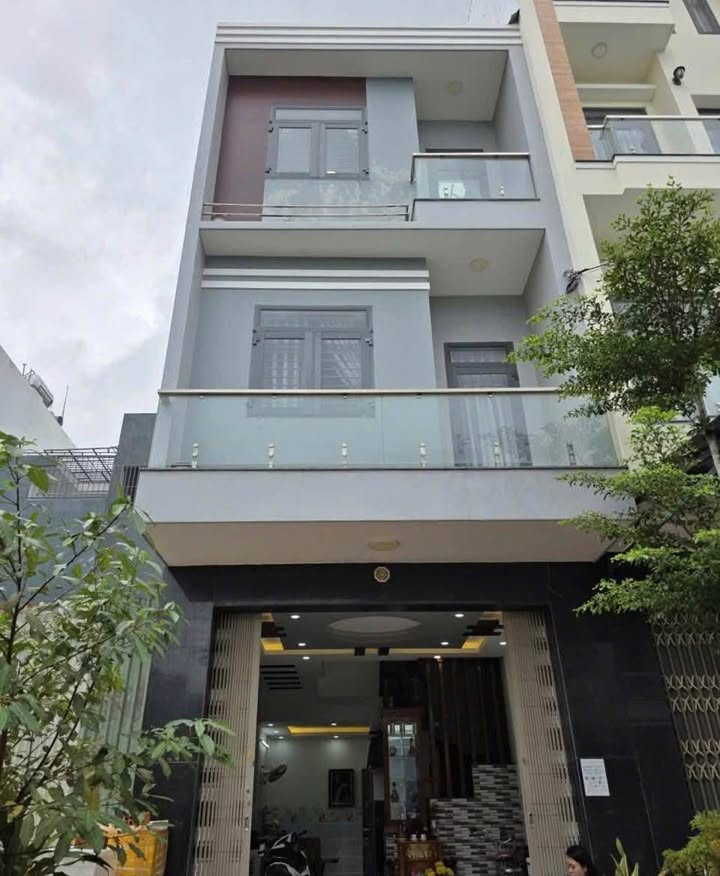 Nhà 3 tầng mặt tiền khu Hà Thanh 2, Quy Nhơn 43m² - Giá thương lượng hấp dẫn!
