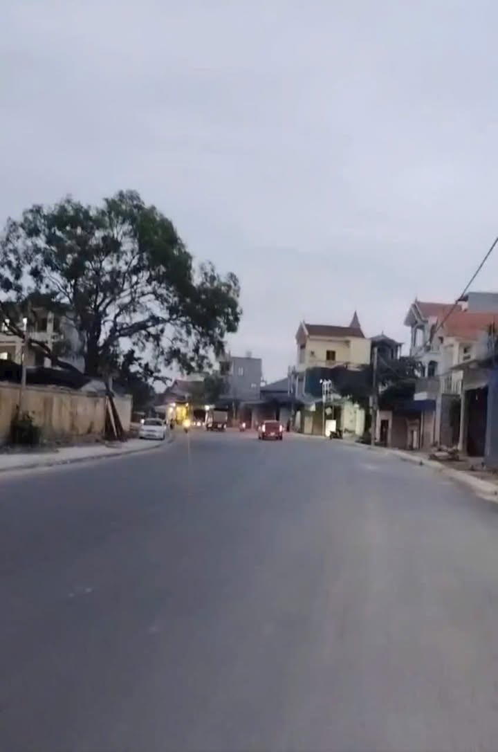 Đất nền Cao Nhân, Thủy Nguyên 69m² giá 900 triệu - Khu vực đông dân cư, thuận tiện mọi bề!