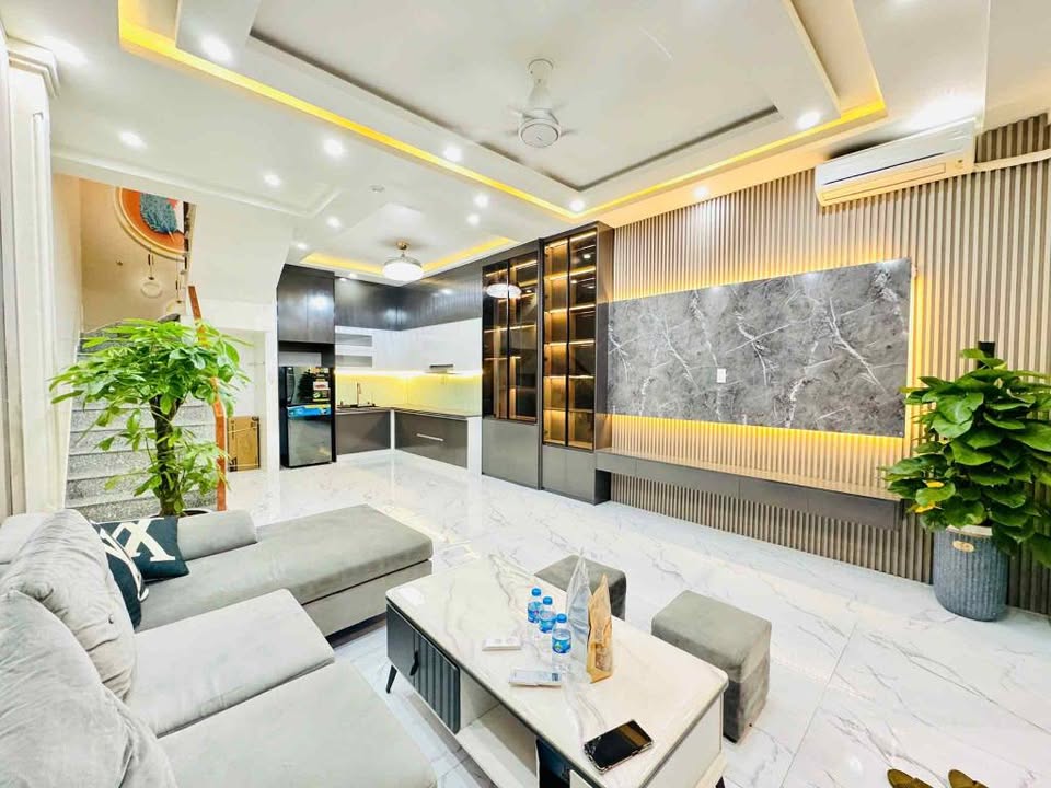 Nhà 4 tầng Phạm Hữu Điều 44m² giá 3.49 tỷ - Mặt tiền 20m ra phố Trần Nguyên Hãn!