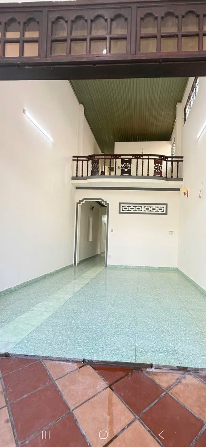 Nhà mặt tiền Ysomnie Tân Lập 76m² giá 3.55 tỷ - Gần chợ và trường học!