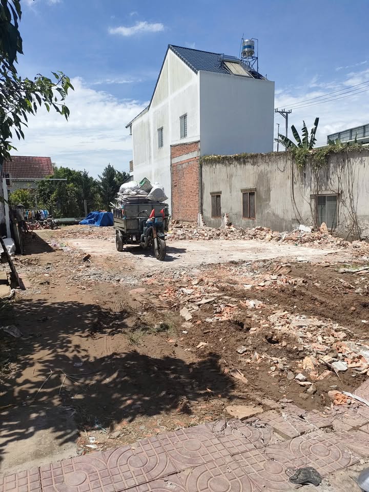 Đất thổ cư mặt tiền đường Kênh Thanh Niên, Sa Đéc 95m² giá 1.85 tỷ - Cơ hội đầu tư hấp dẫn!