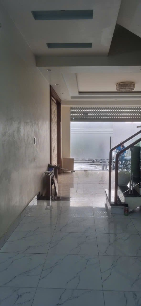 Nhà phố Tôn Đức Thắng Lê Chân 60m² giá 6.3 tỷ - Thiết kế hiện đại, sẵn sàng vào ở ngay!