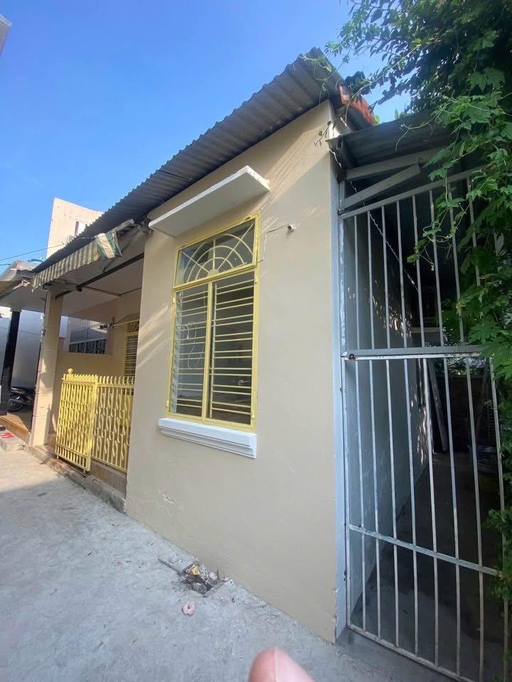 Nhà phố Nguyễn Văn Linh, Hải Châu, 76m² giá 3.99 tỷ - Không thể bỏ lỡ!