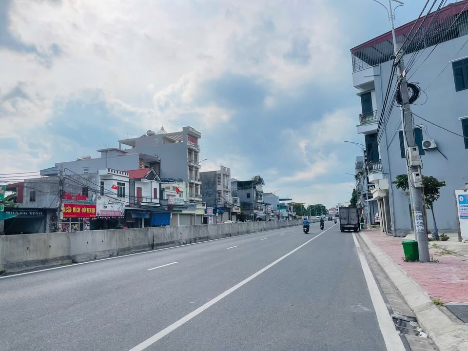 Mặt tiền kinh doanh đường Kênh Giang Cũ, 200m² giá 10 tỷ - Cơ hội đầu tư hấp dẫn!