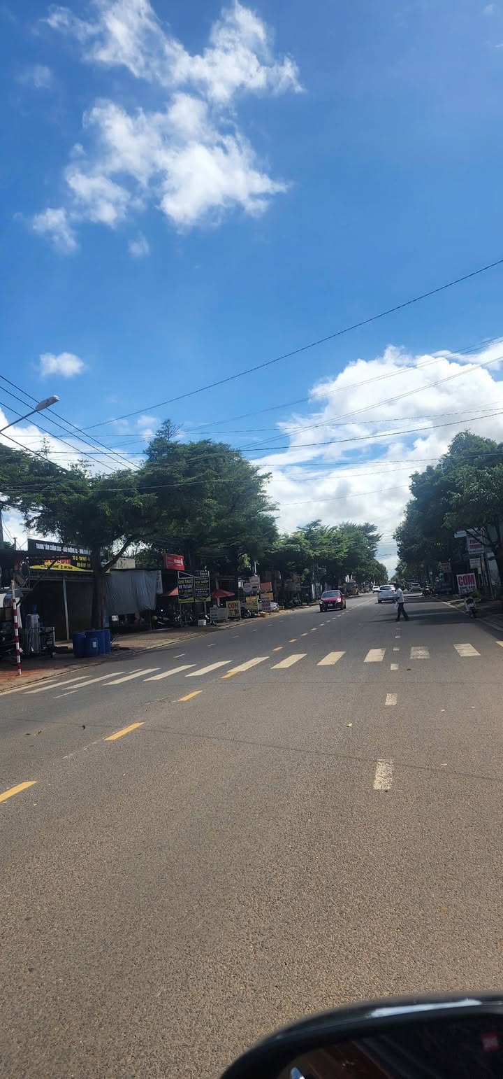 Nhà riêng hẻm 95 Nguyễn Thị Định, Buôn Ma Thuột 175m² giá 1.5 tỷ - An ninh tốt, gần đường lớn!