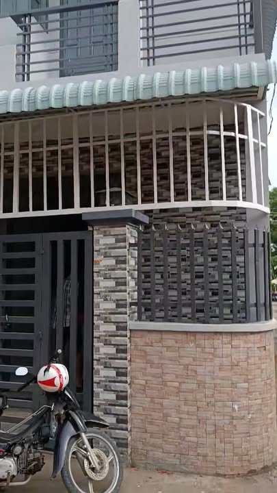 Nhà góc 2 mặt tiền tại Cần Đước 40m² giá 900 triệu - Nội thất tặng kèm!